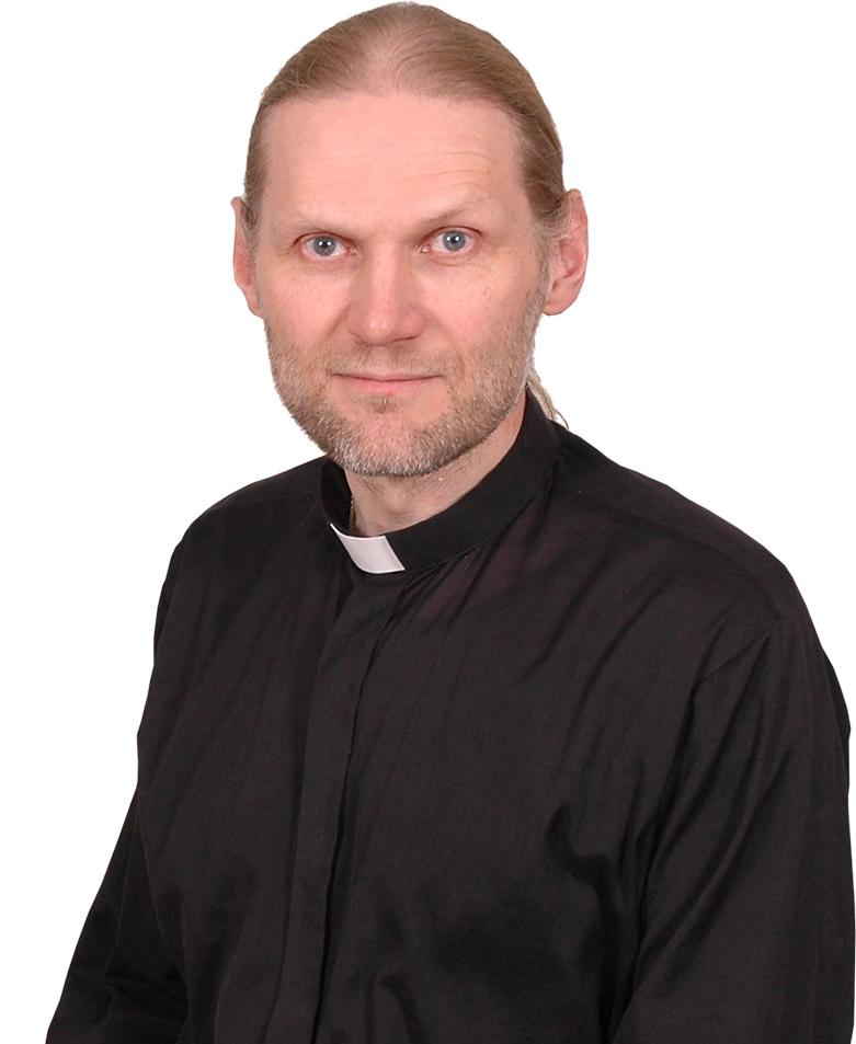Kuva kirkkoherra Jouni Sirviöstä.