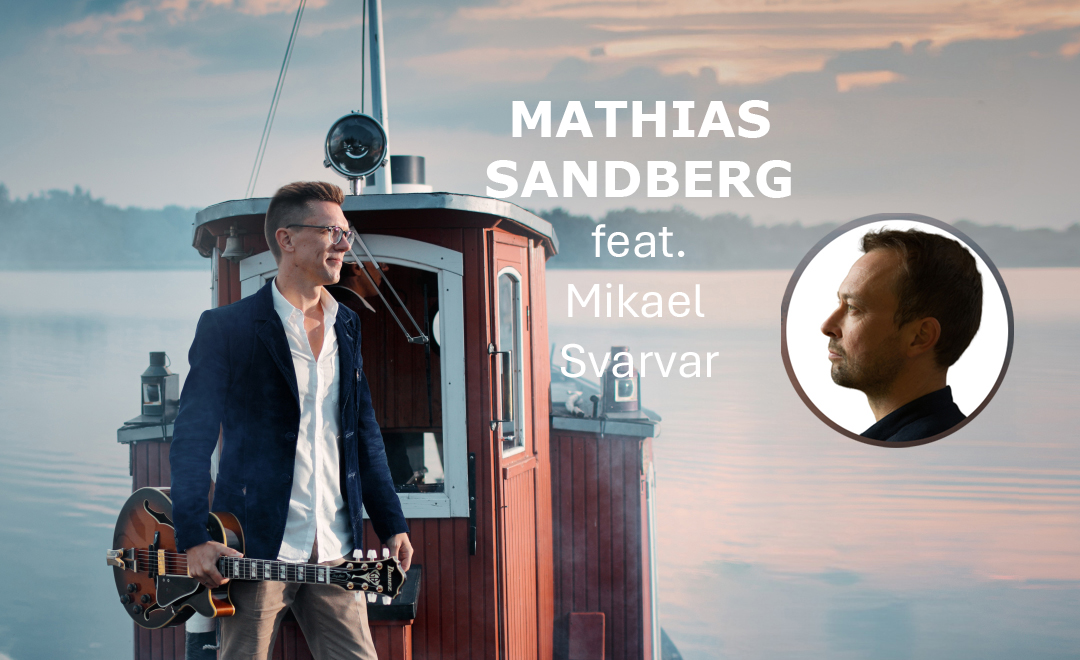 Matias Sandberg seisoo kitaara kädessä laivalla. Toisessa kuvassa Mikael Svarvar.